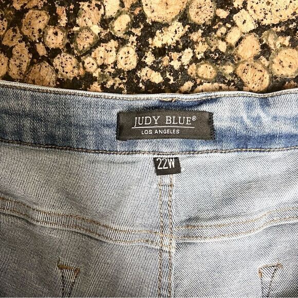 Judy Blue Bootcut Stretch Womens 22W Distressed Raw Hem Relaxed Fit Denim Jeans - Picture 4 of 6